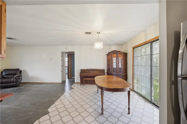 $299,000 | 704 Holly Road, Rockport, TX 78382