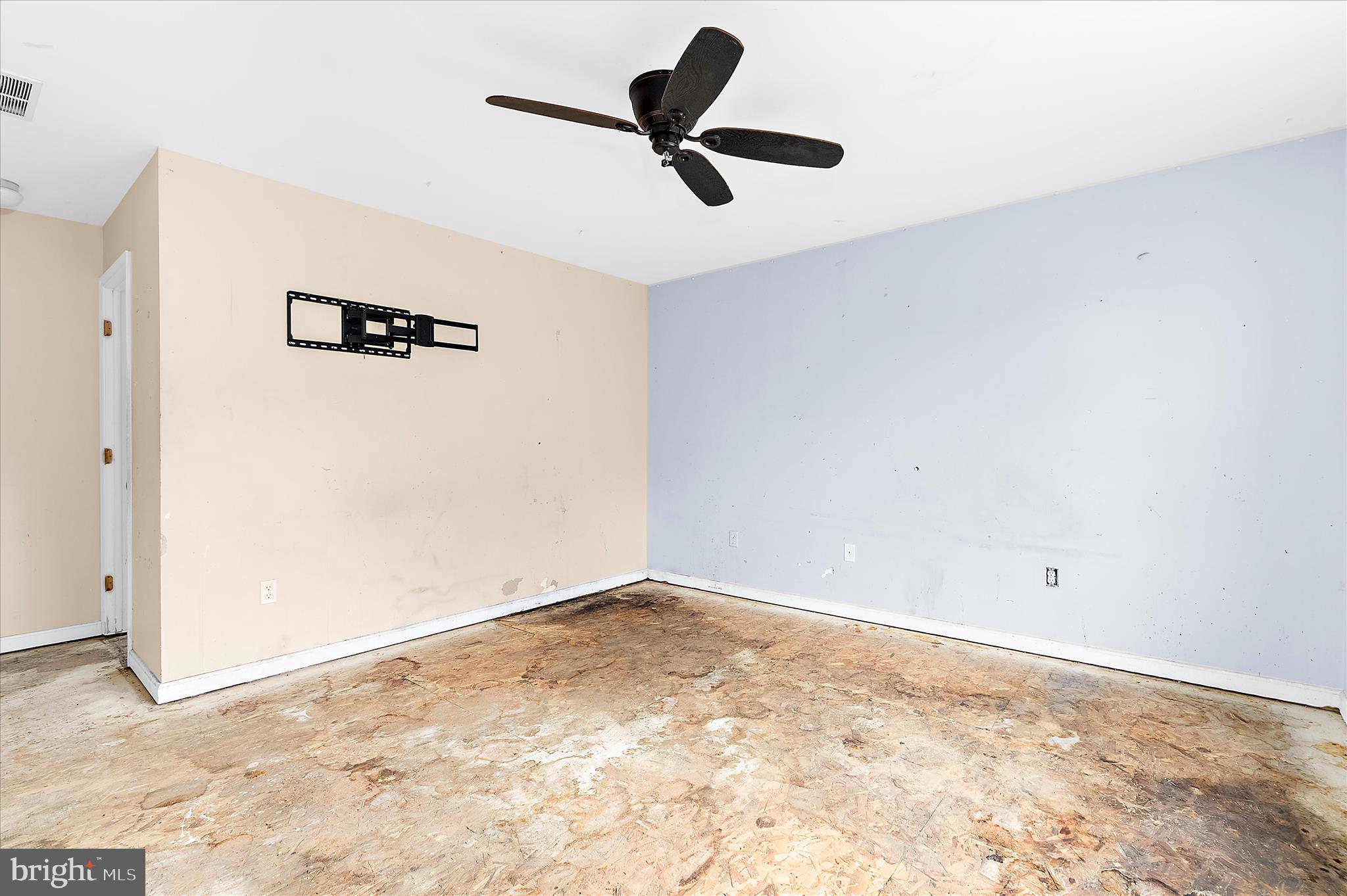 2209 West Geipe Road Catonsville, MD 21228 - Photo 21 of 37