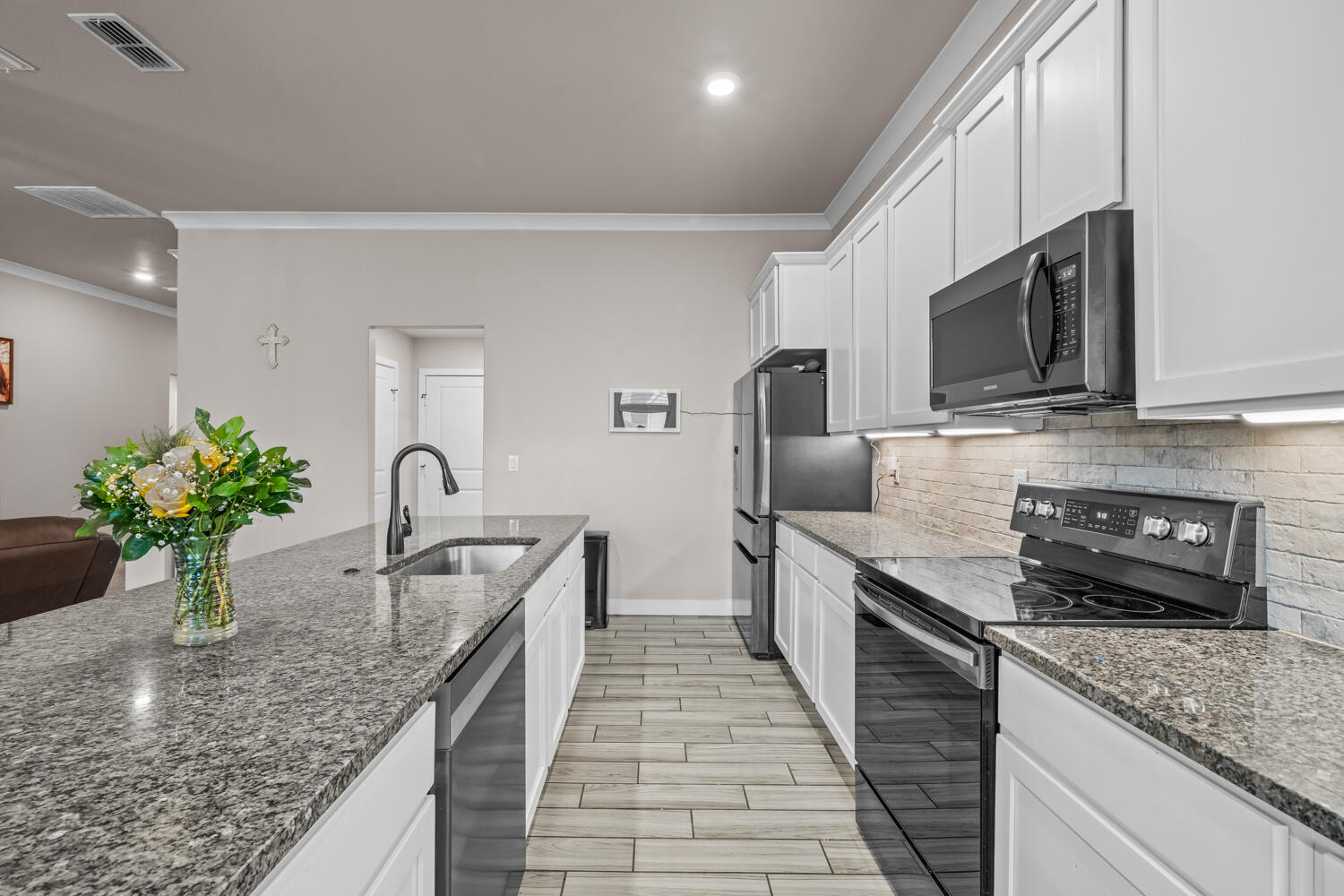 1923 140th Street Lubbock, TX 79423 - Photo 6 of 24 1923 140th St-14