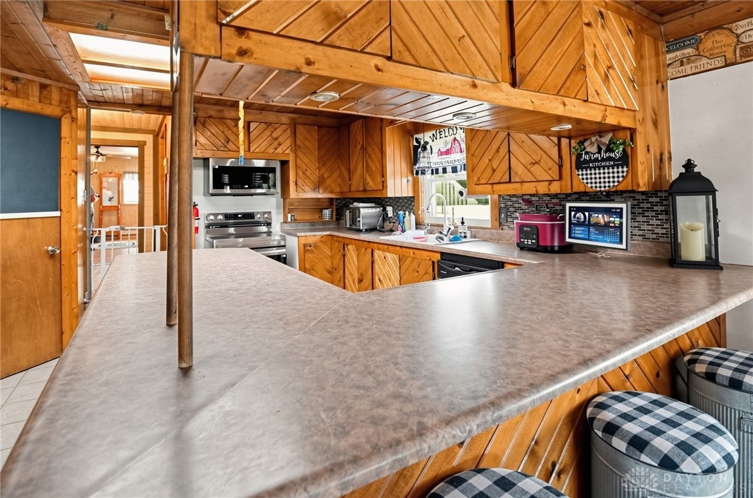 3383 East Snodgrass Road Piqua, OH 45356 - Photo 15 of 25 Gallery Image 15
