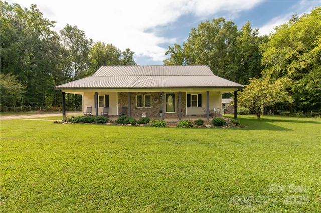 $775,000 | 1865 West McConnells Highway, McConnells, SC 29726