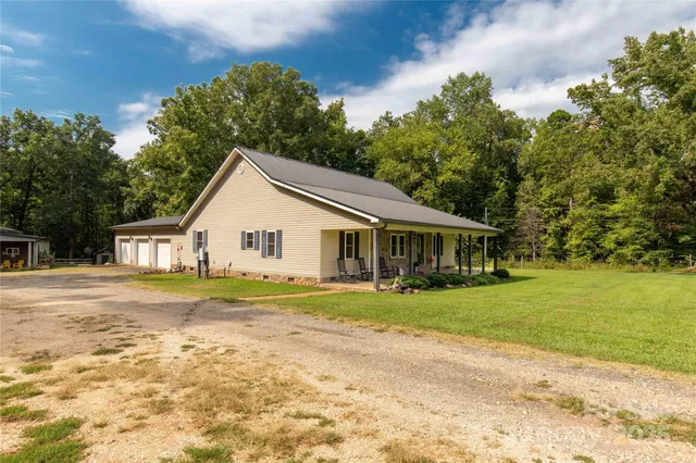 $775,000 | 1865 West McConnells Highway, McConnells, SC 29726