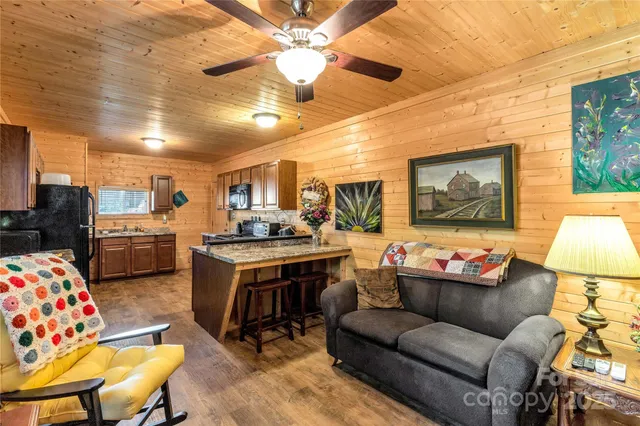 $775,000 | 1865 West McConnells Highway, McConnells, SC 29726