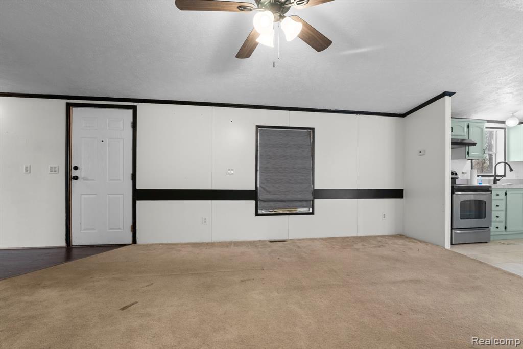 351 North Squirrel Road, Unit 207 Auburn Hills, MI 48326 - Photo 10 of 14