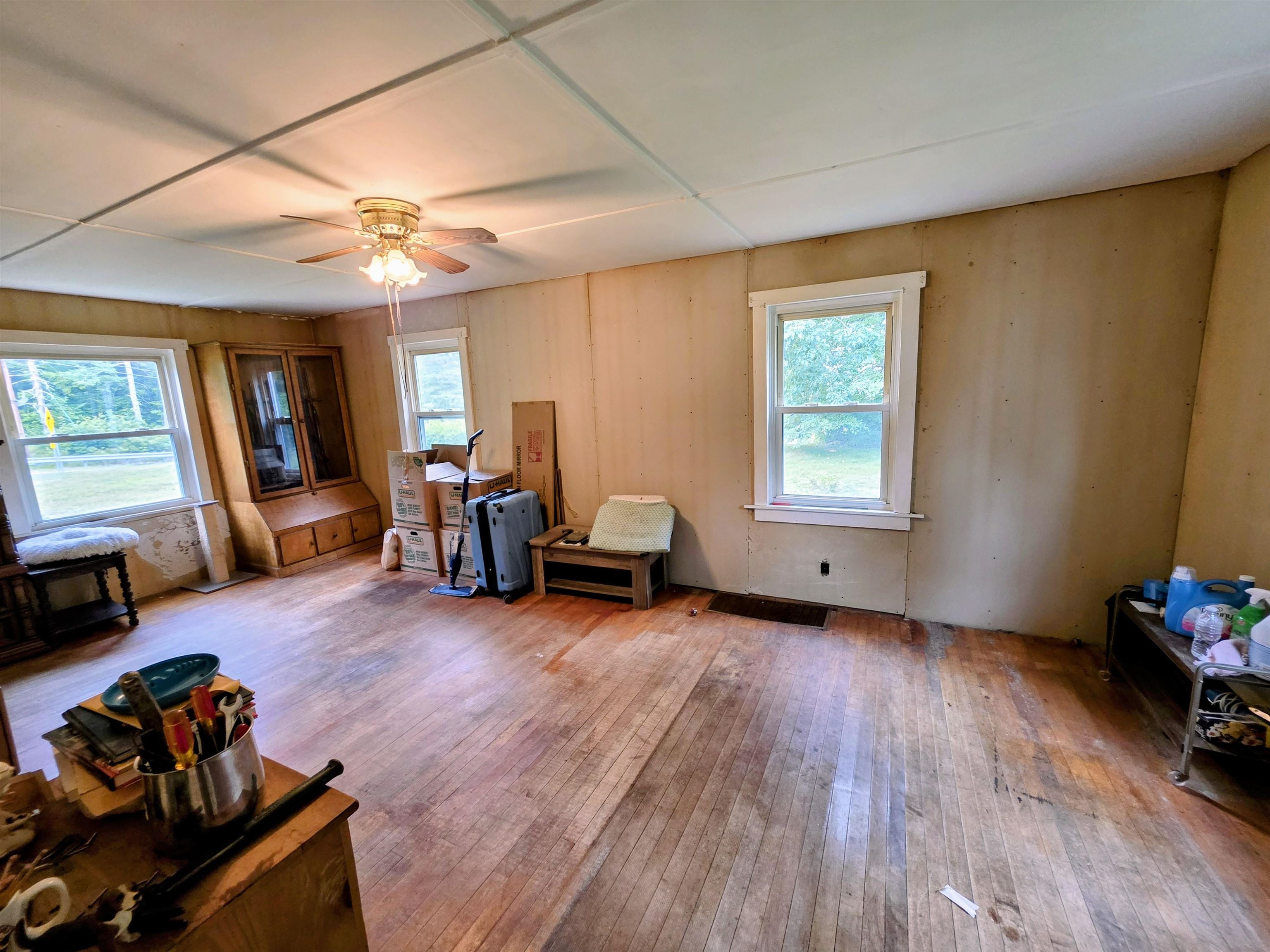 173 W Road Canterbury, NH 03224 - Photo 13 of 31 Gallery Image 13