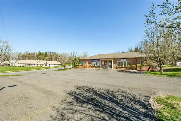 $2,100 | 204 Spruce Drive, Slippery Rock, PA 16057