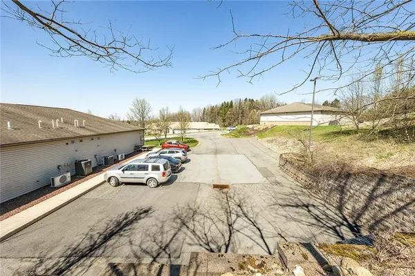 $2,100 | 204 Spruce Drive, Slippery Rock, PA 16057