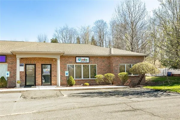 $2,100 | 204 Spruce Drive, Slippery Rock, PA 16057