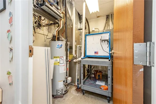 $2,100 | 204 Spruce Drive, Slippery Rock, PA 16057