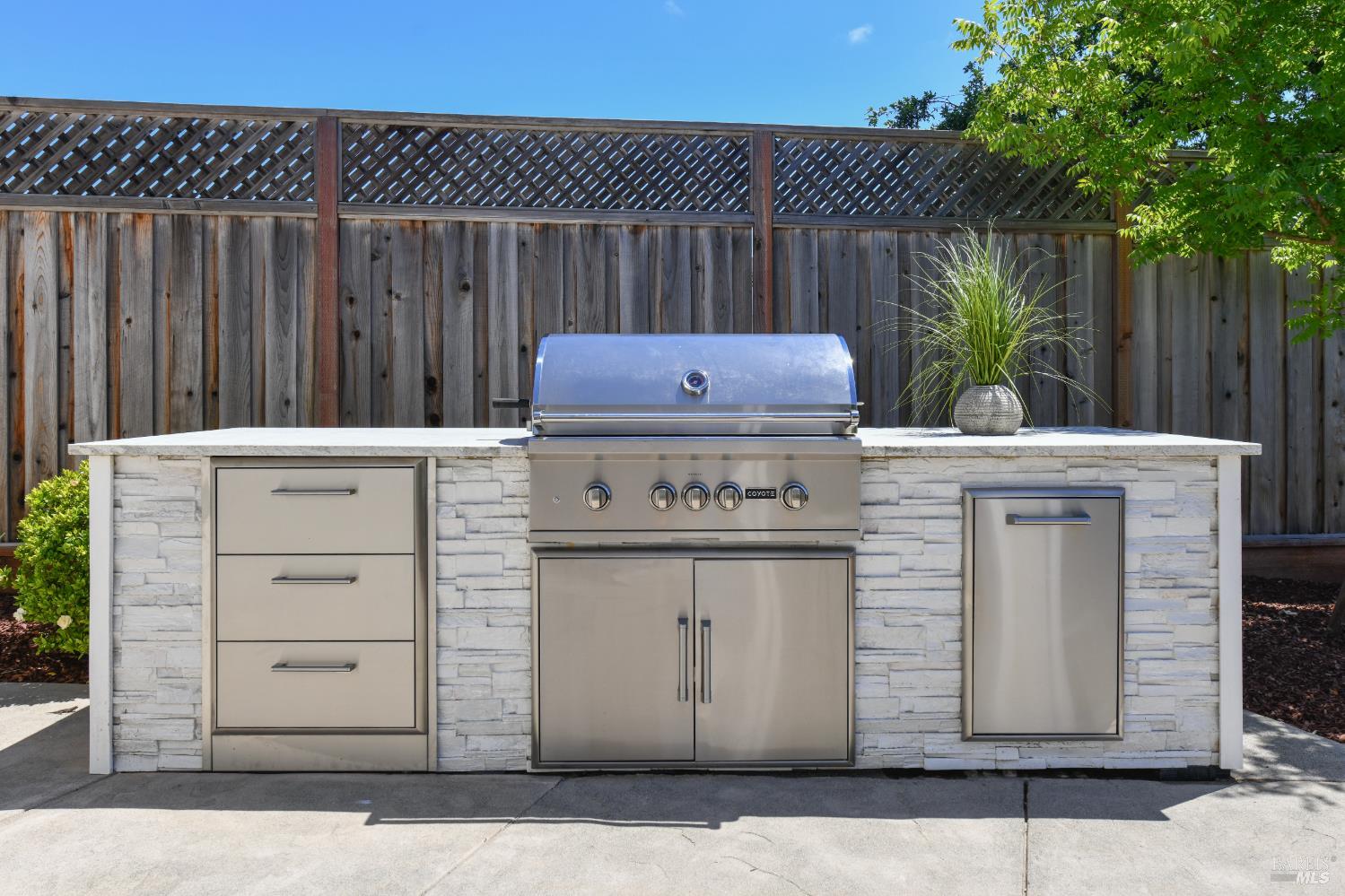 1802 Bella Vista Way Santa Rosa, CA 95403 - Photo 41 of 49