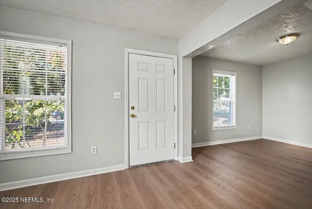 $1,690 | 1217 Clock Street, Jacksonville, FL 32211