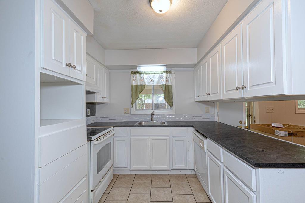 914 Bunker Hill Road Columbus, GA 31907 - Photo 6 of 31