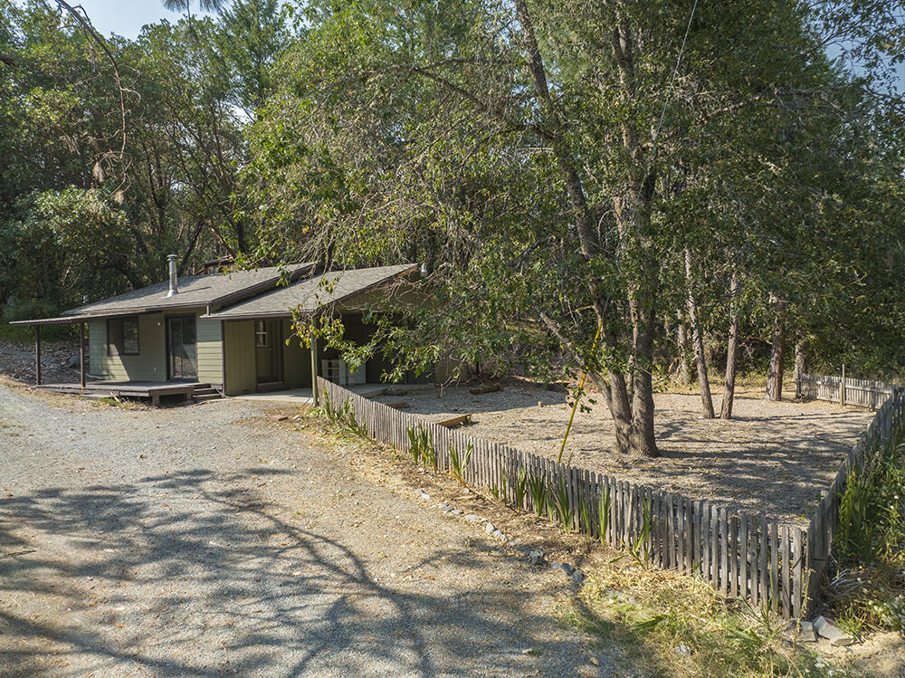 516 Stewart Road Grants Pass, OR 97526 - Photo 48 of 72 48