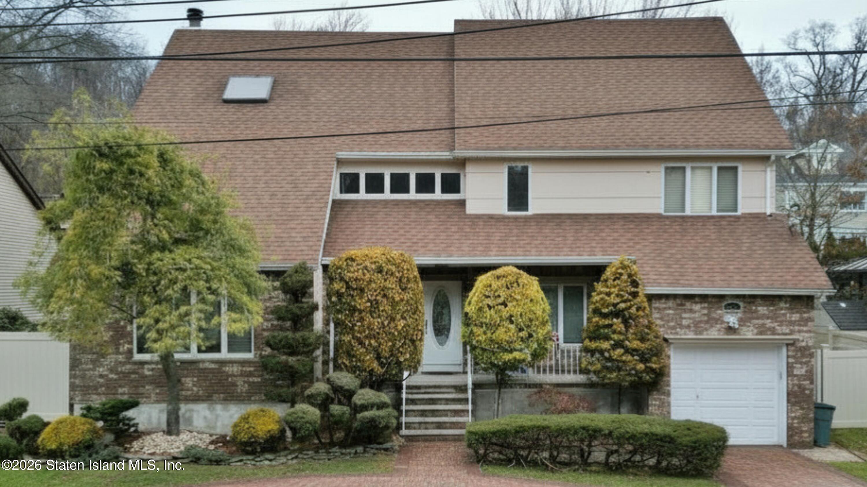 439 St Andrews Road Staten Island, NY 10306 - Photo 2 of 41 439 St Andrew Road - Front - Hi Res