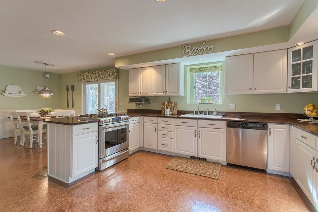 6 Forge Village Road Westford, MA 01886 - Photo 6 of 30 Gallery Image 6