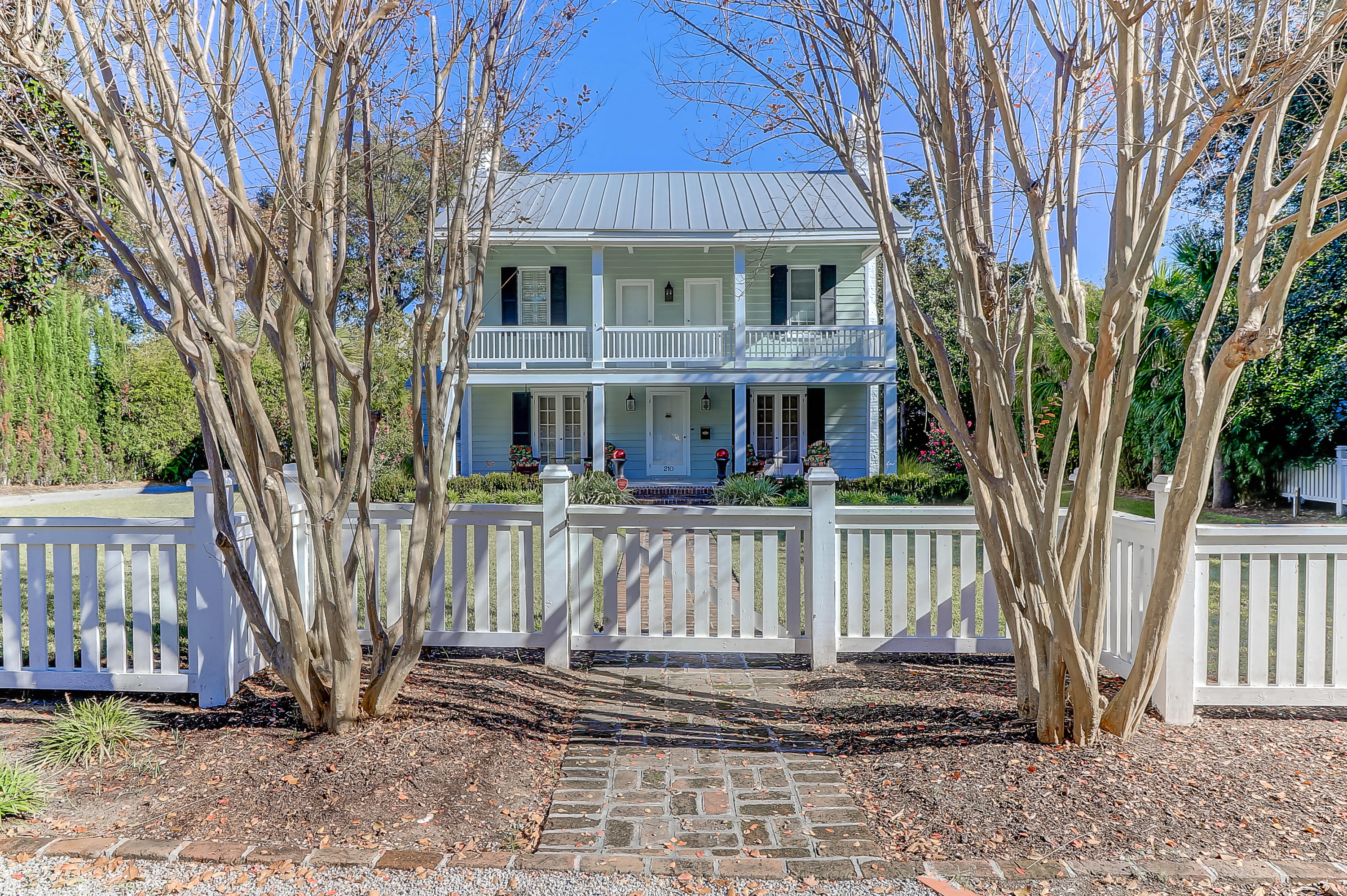210 Bennett Street Mount Pleasant, SC 29464 - Photo 1 of 69 210 Bennett St (1)
