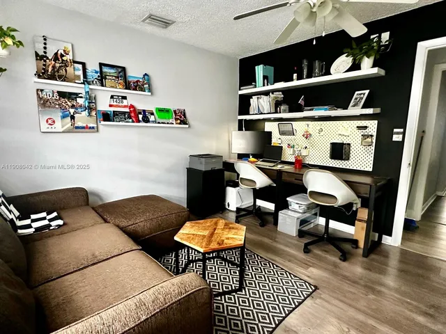 $1,140,000 | 3121 Southwest 20th Street, Miami, FL 33145