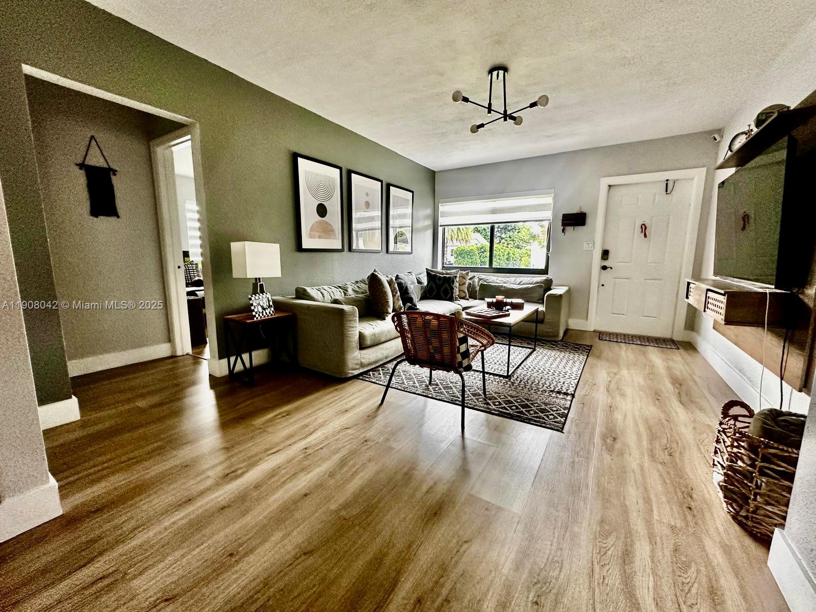 3121 Southwest 20th Street Miami, FL 33145 - Photo 3 of 47