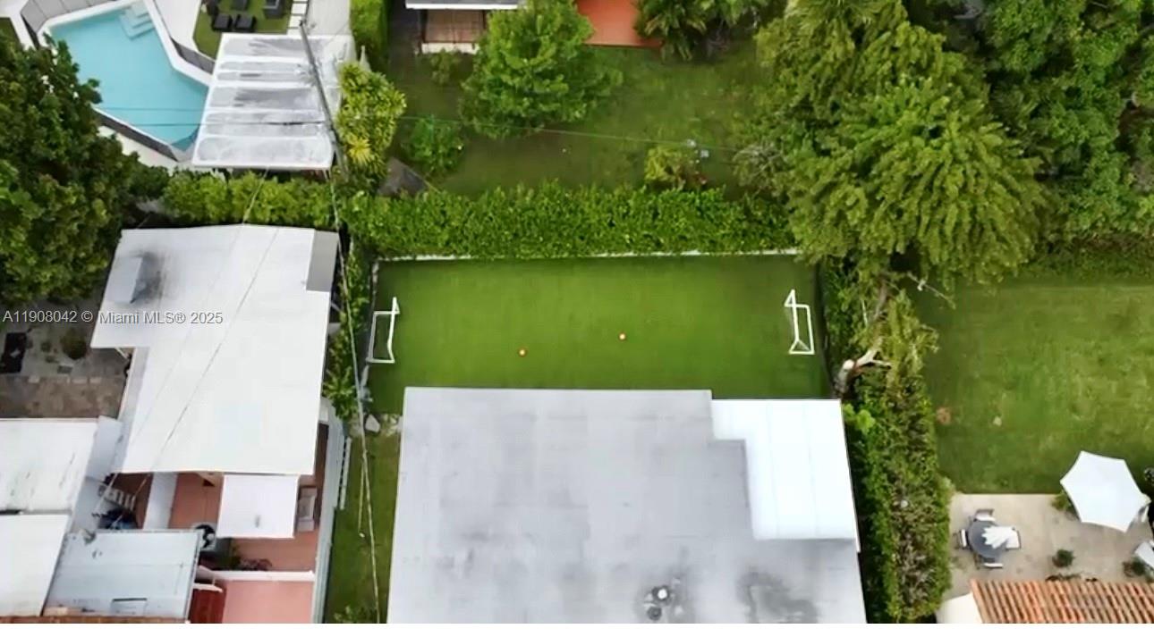 3121 Southwest 20th Street Miami, FL 33145 - Photo 38 of 47