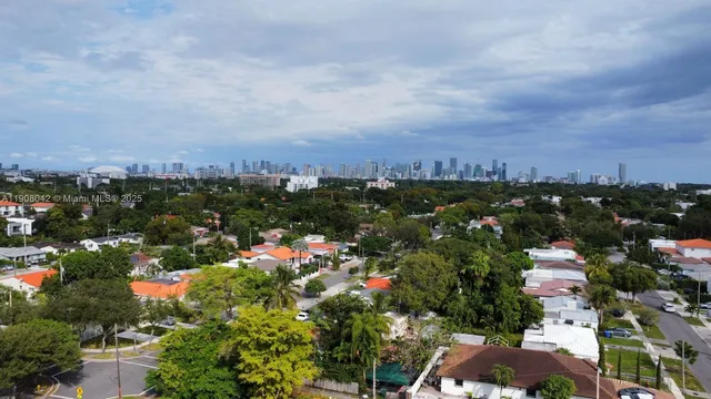 $1,140,000 | 3121 Southwest 20th Street, Miami, FL 33145