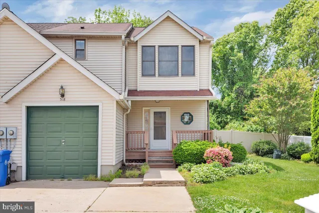 $2,800 | 518 Demoss Court, Glassboro, NJ 08028