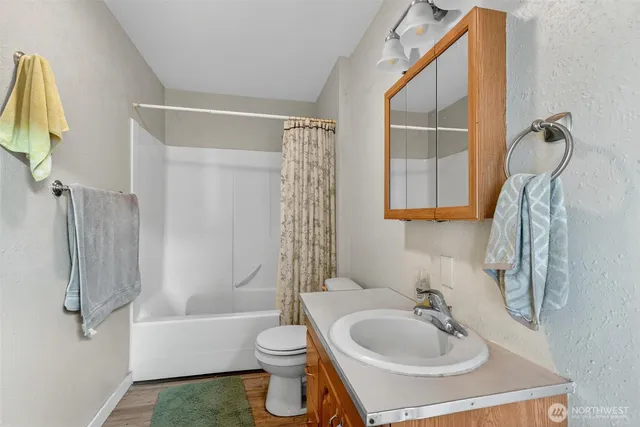 $294,000 | 2015 North Tower Avenue, Centralia, WA 98531