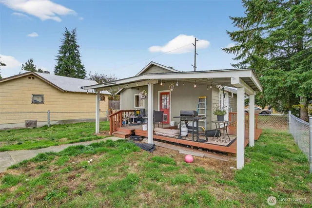 $294,000 | 2015 North Tower Avenue, Centralia, WA 98531