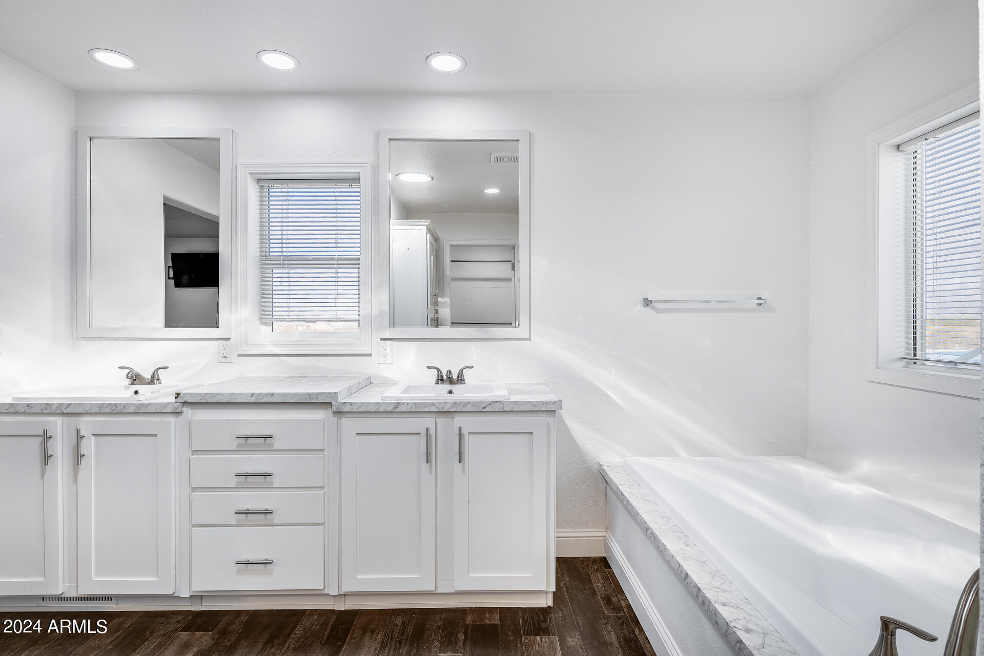 23213 South Manzanilla Road Buckeye, AZ 85326 - Photo 29 of 66 Gallery Image 29