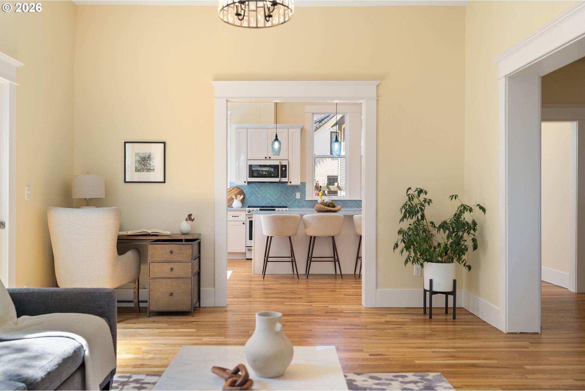 2926 Northwest Raleigh Street Portland, OR 97210 - Photo 10 of 48 Gallery Image 10
