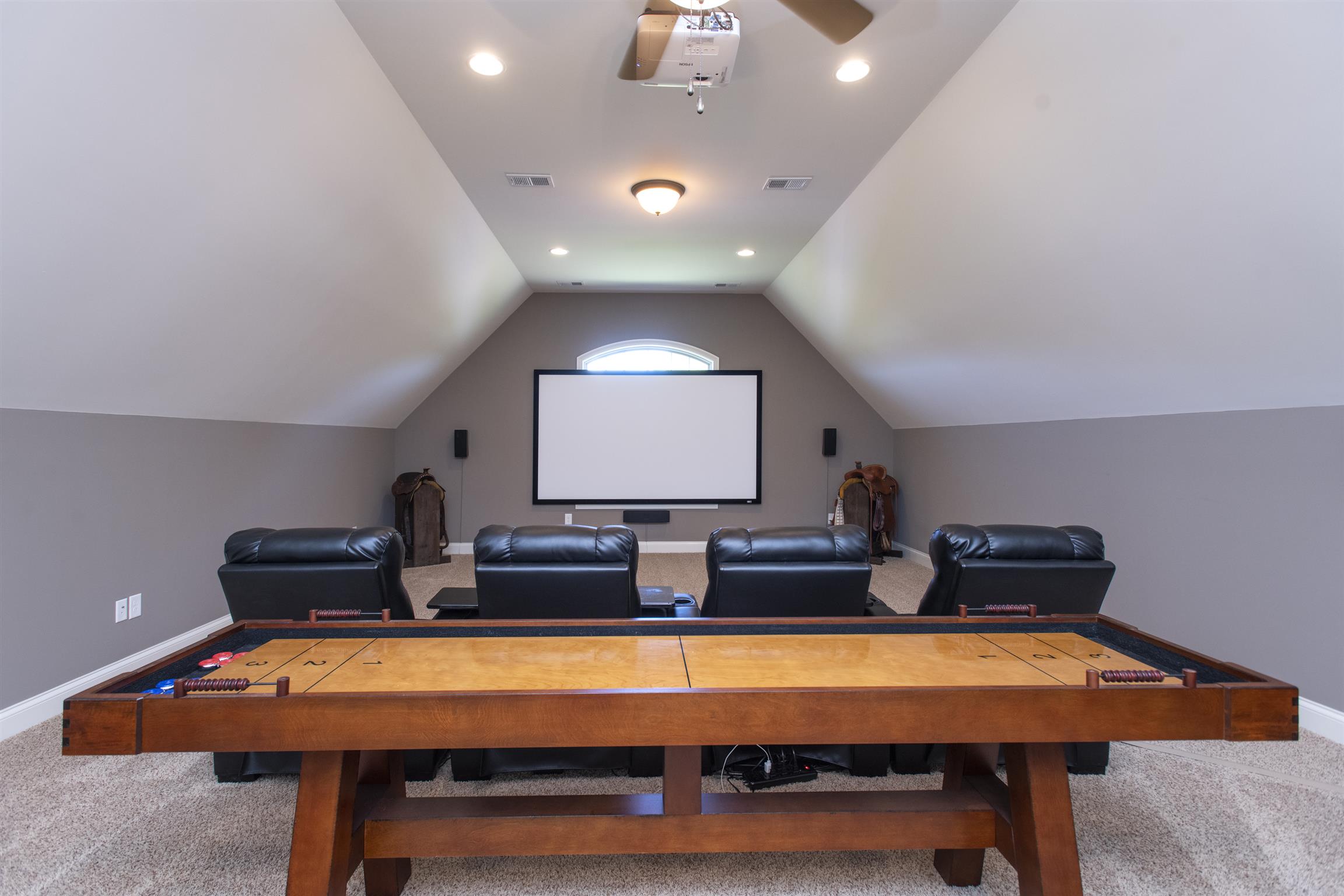 580 Academy Road Lebanon, TN 37087 - Photo 23 of 30 a room with furniture and air hockey table