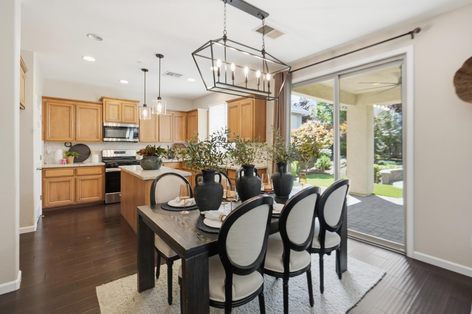 2240 Ranch View Drive Rocklin, CA 95765 - Photo 8 of 30
