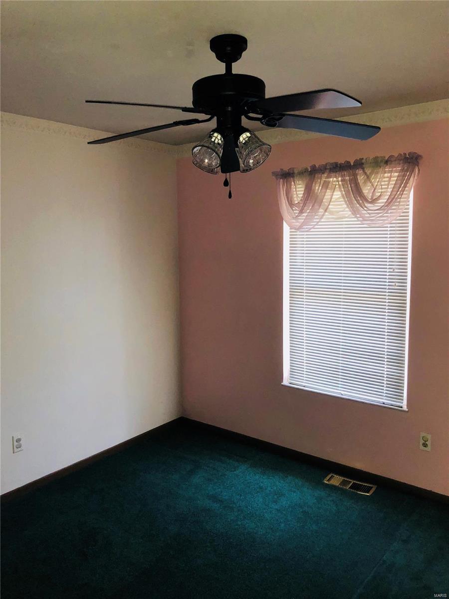 2429 England Town Road St. Louis, MO 63129 - Photo 17 of 42