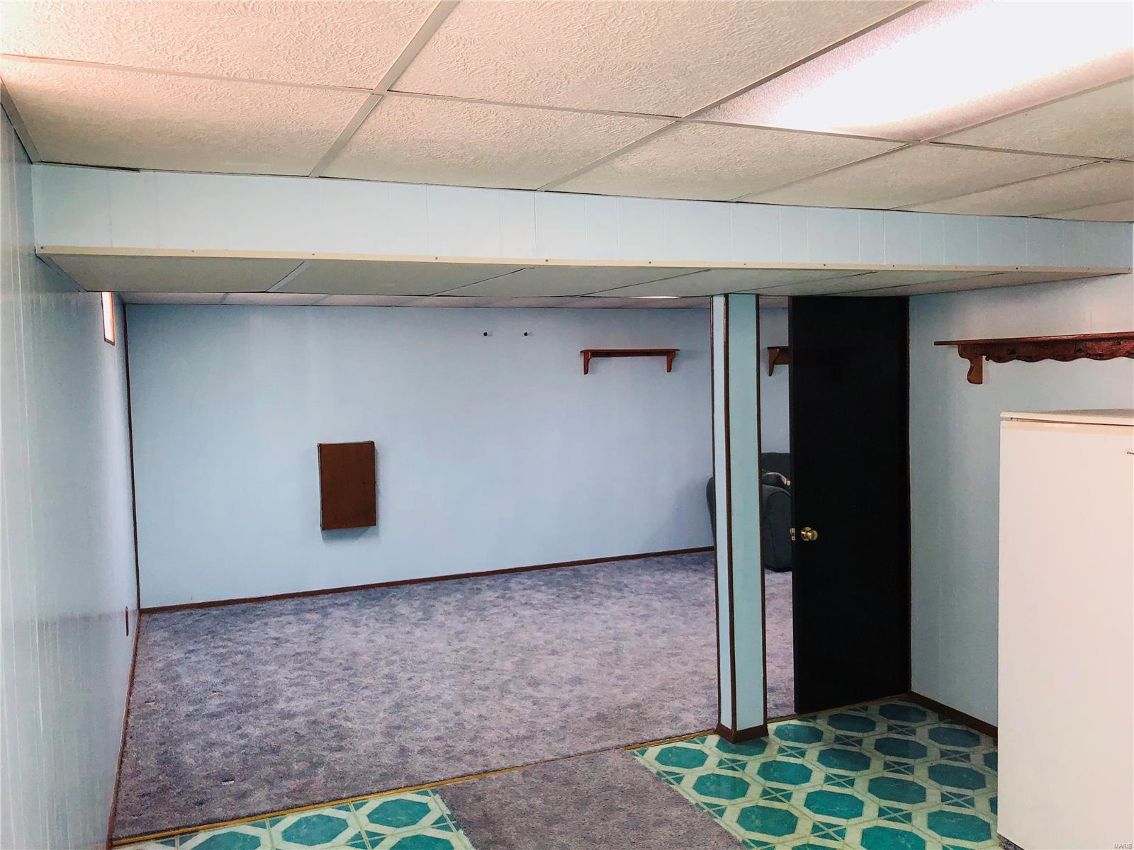 2429 England Town Road St. Louis, MO 63129 - Photo 26 of 42