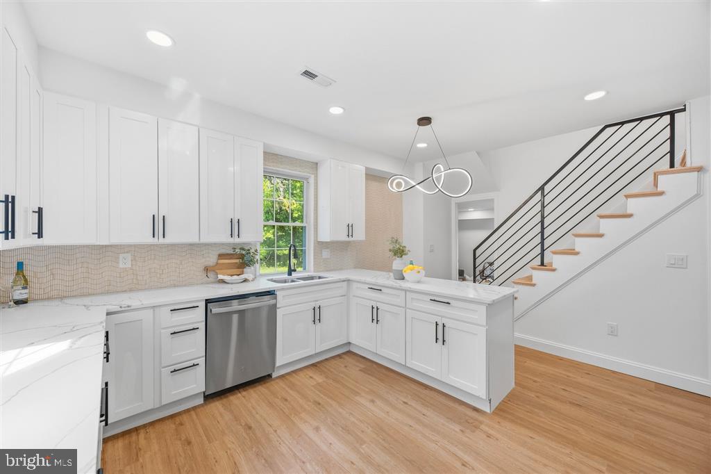 521 Brightfield Road Lutherville-Timonium, MD 21093 - Photo 11 of 29