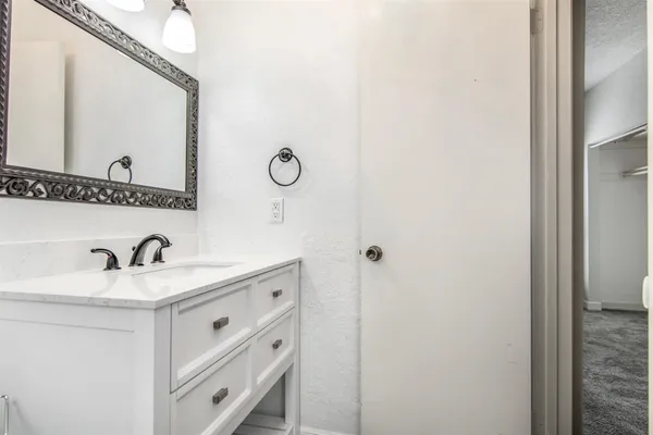 $1,350 | 5001 Lamonte Lane, Unit 21, Houston, TX 77092