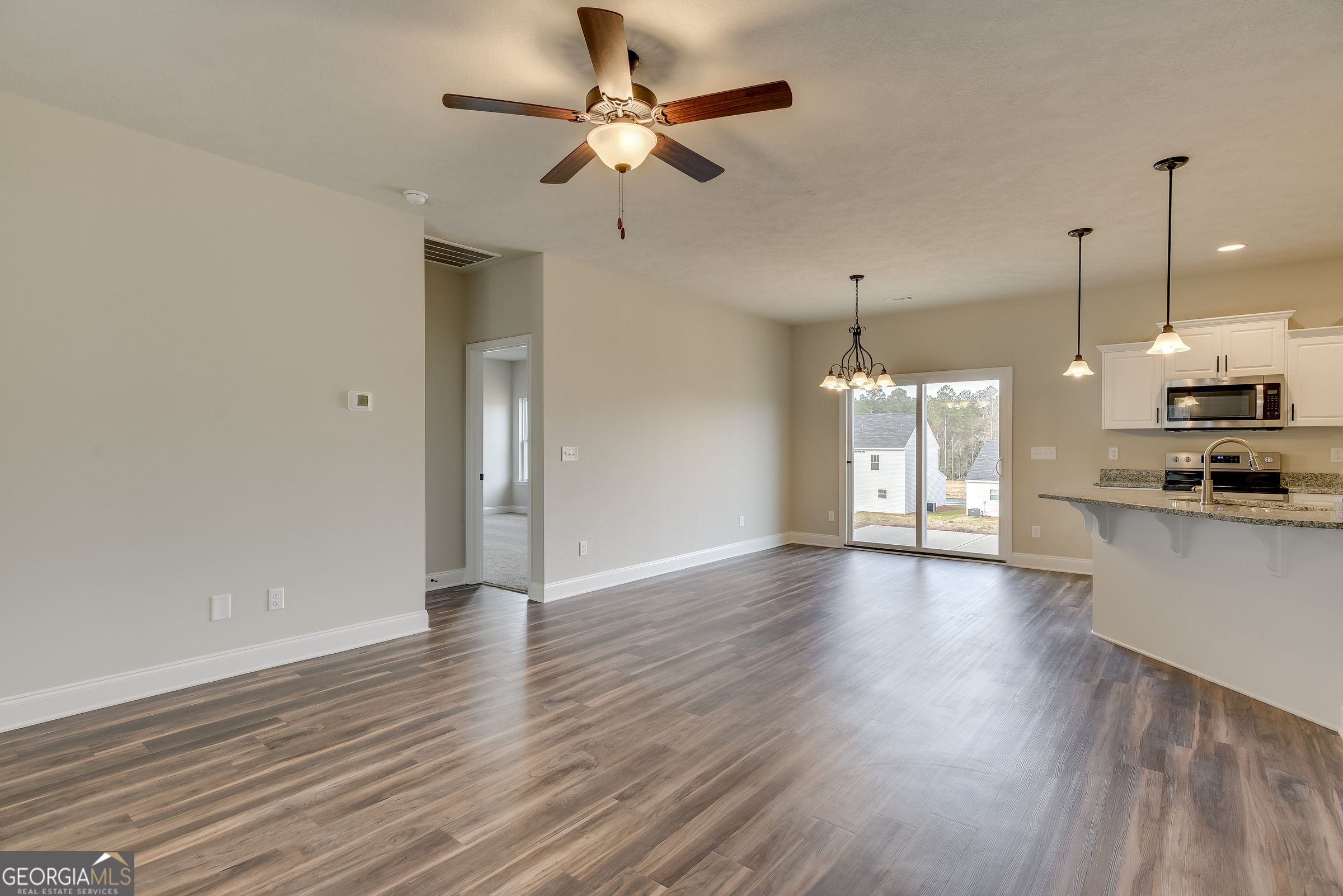 98 Orchard Circle Edgefield, SC 29824 - Photo 3 of 9