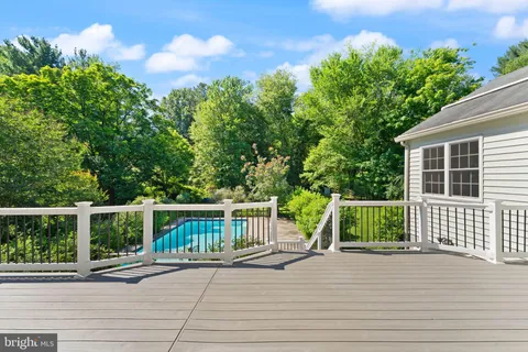 $1,285,000 | 9719 Cinnamon Creek Drive, Vienna, VA 22182