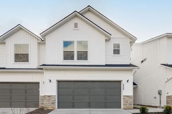 $349,990 | 225 Moose Street, Horseshoe Bend, ID 83629