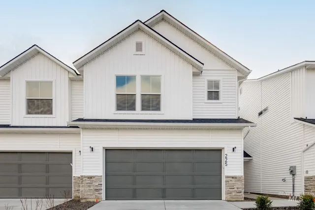 $361,990 | 225 Moose Street, Horseshoe Bend, ID 83629