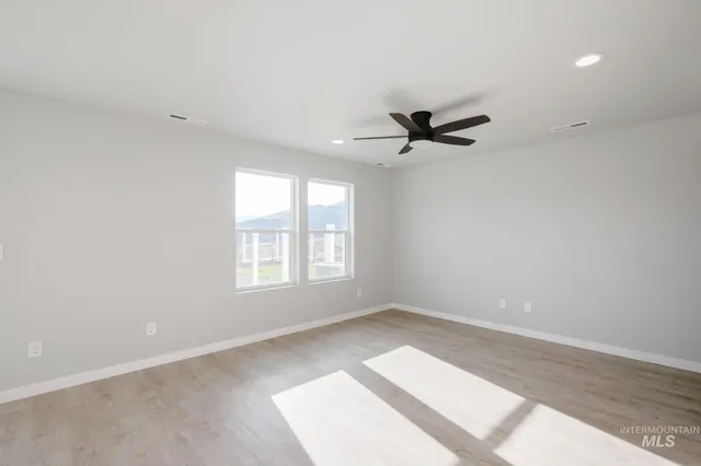 $351,990 | 225 Moose Street, Horseshoe Bend, ID 83629