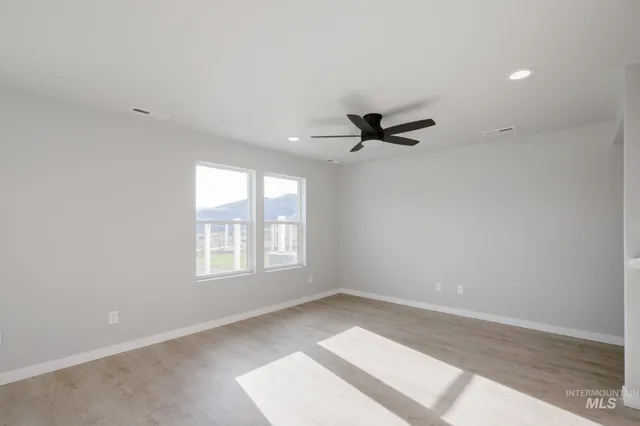 $351,990 | 225 Moose Street, Horseshoe Bend, ID 83629