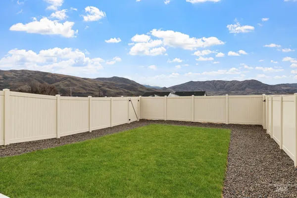 $349,990 | 225 Moose Street, Horseshoe Bend, ID 83629