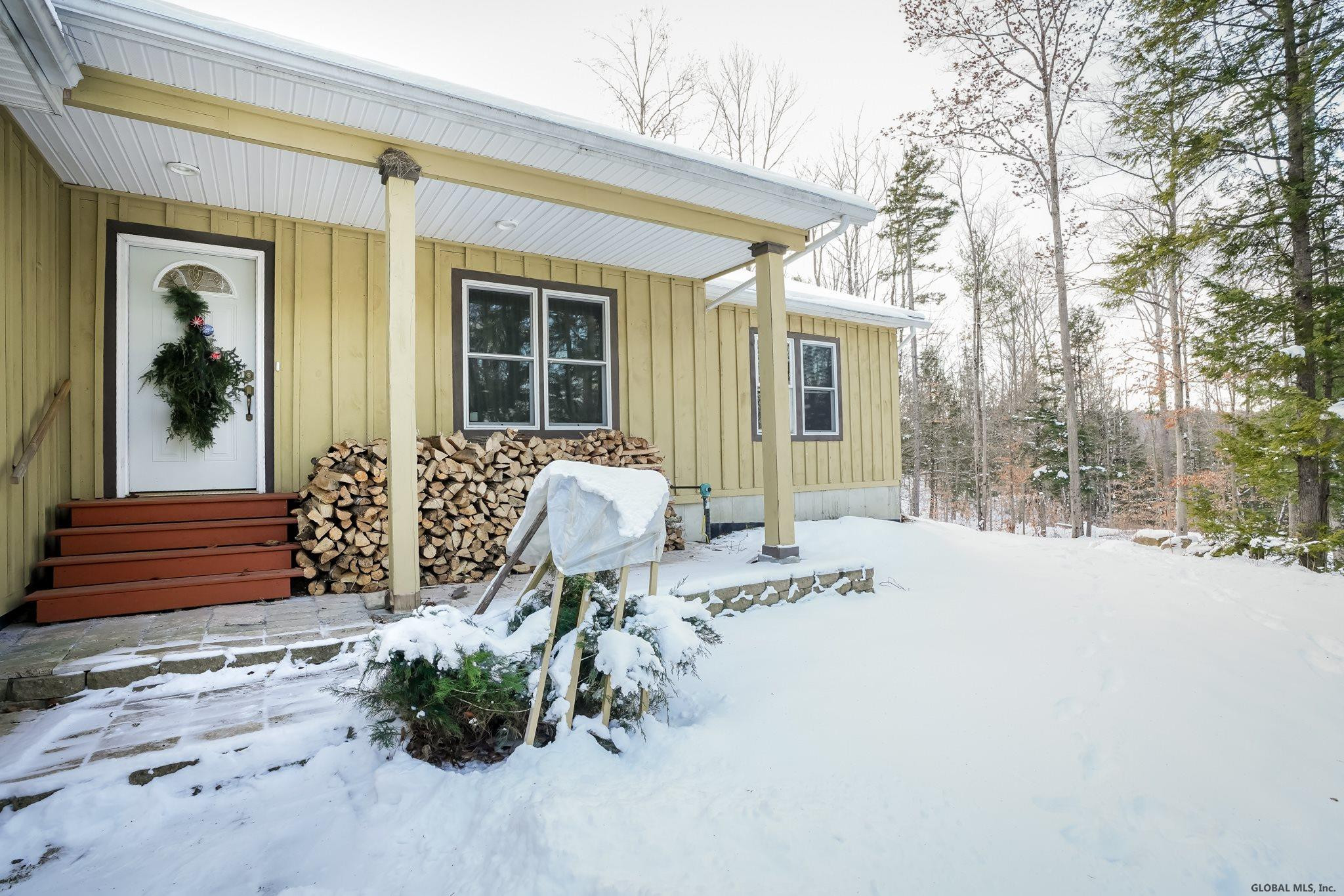 172 Parker Road Hadley, NY 12822 - Photo 4 of 40 Photo 4