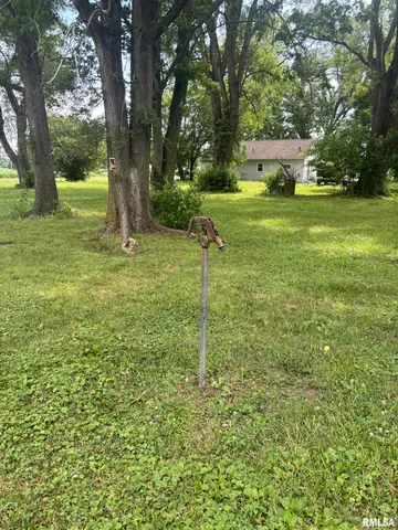 $67,000 | 300 Park Street, Prairie City, IL 61470