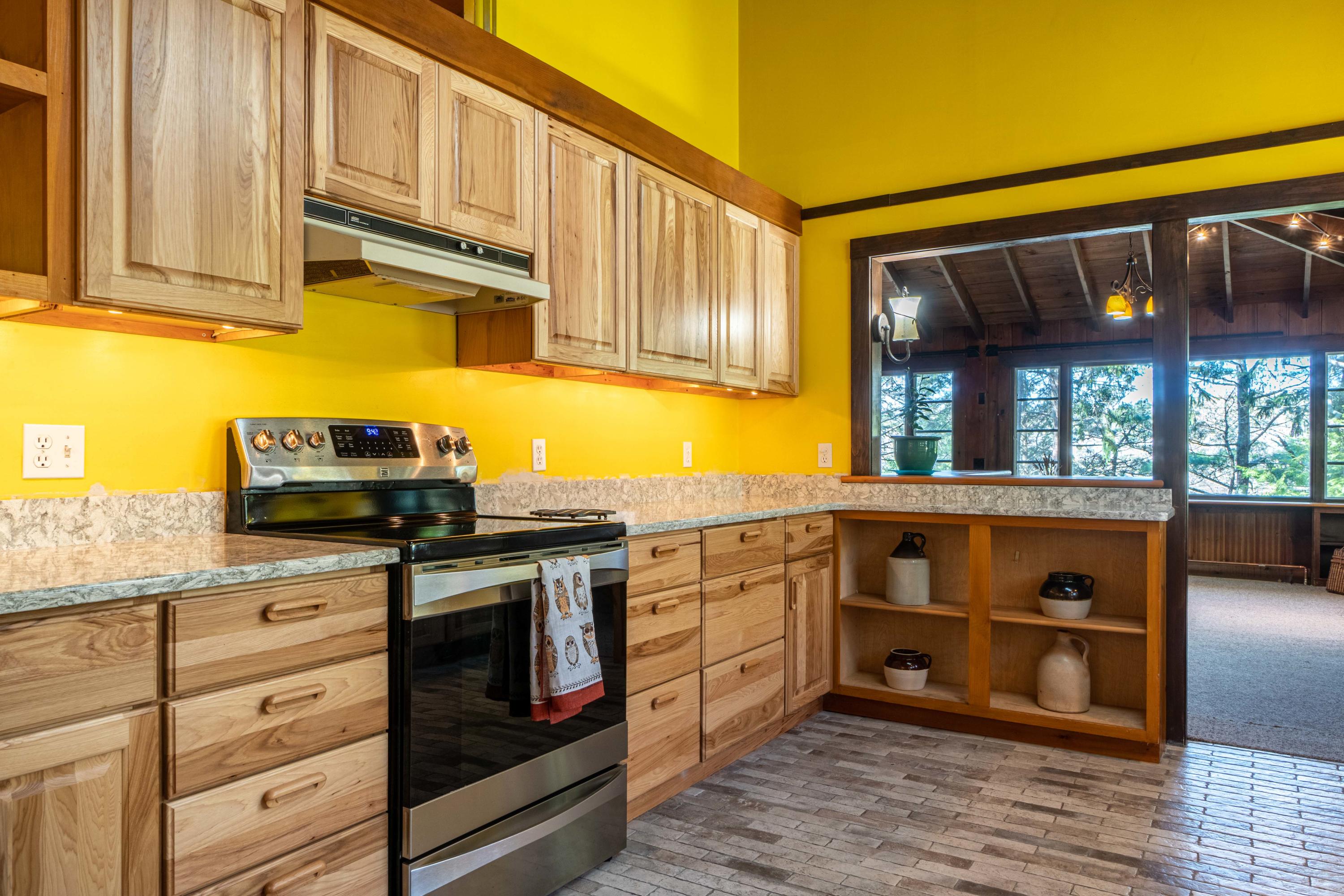 54 Devolder Road Marstons Mills, MA 02648 - Photo 5 of 33 DSC03521-HDR