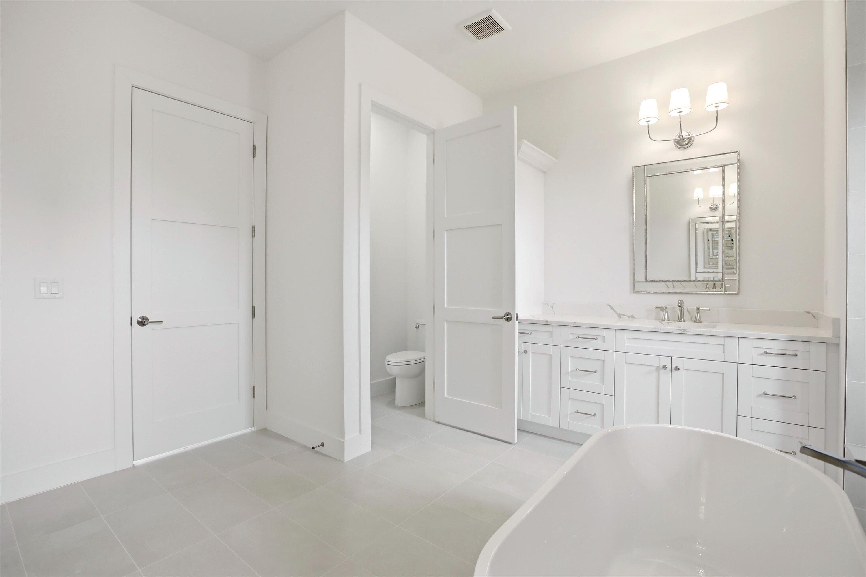 211 Landmark Street Marco Island, FL 34145 - Photo 33 of 85 33-Property Photo 033