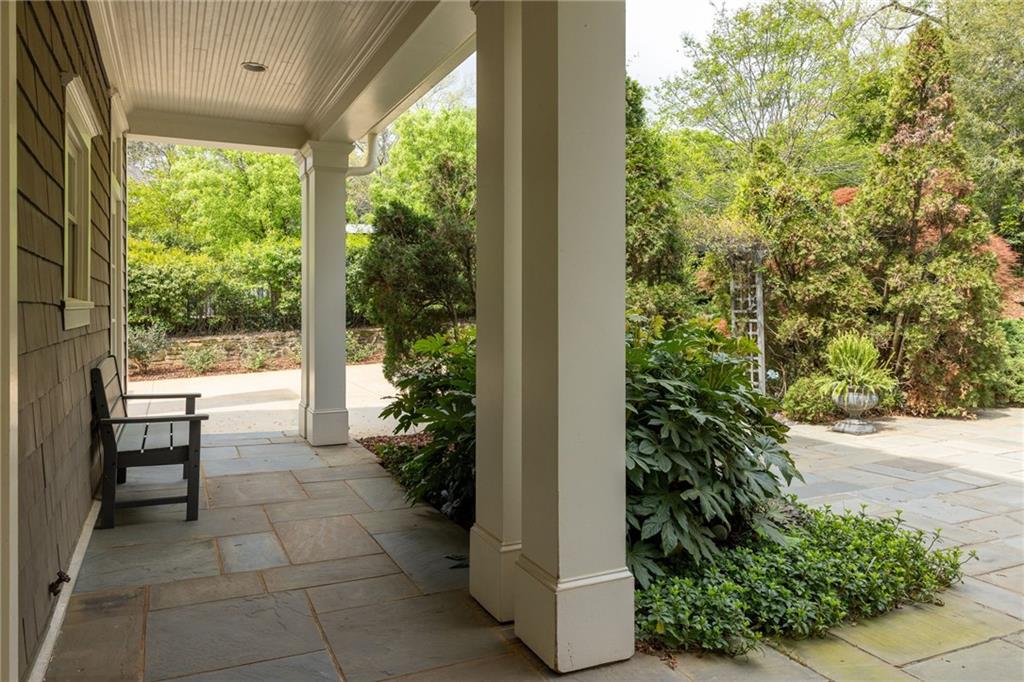 2950 Nancy Creek Road Northwest Atlanta, GA 30327 - Photo 11 of 45