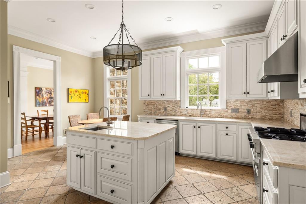 2950 Nancy Creek Road Northwest Atlanta, GA 30327 - Photo 22 of 45