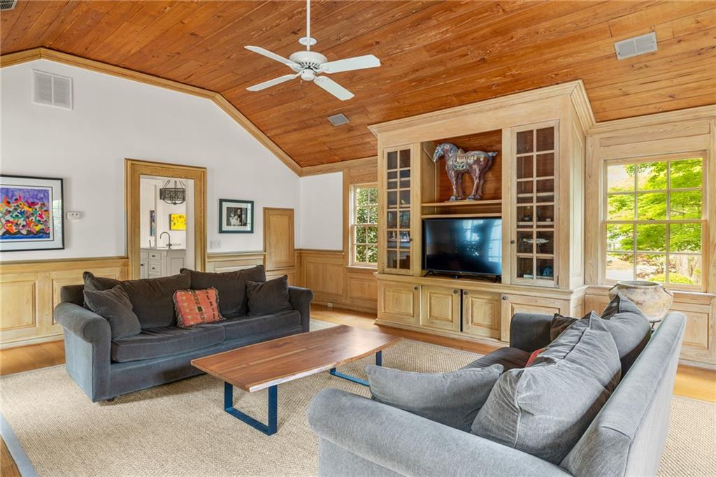 2950 Nancy Creek Road Northwest Atlanta, GA 30327 - Photo 25 of 45