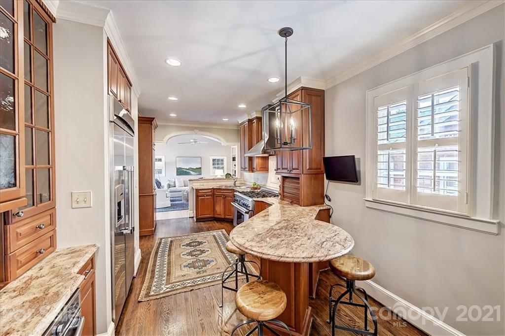 935 Romany Road Charlotte, NC 28203 - Photo 16 of 48 Gallery Image 16